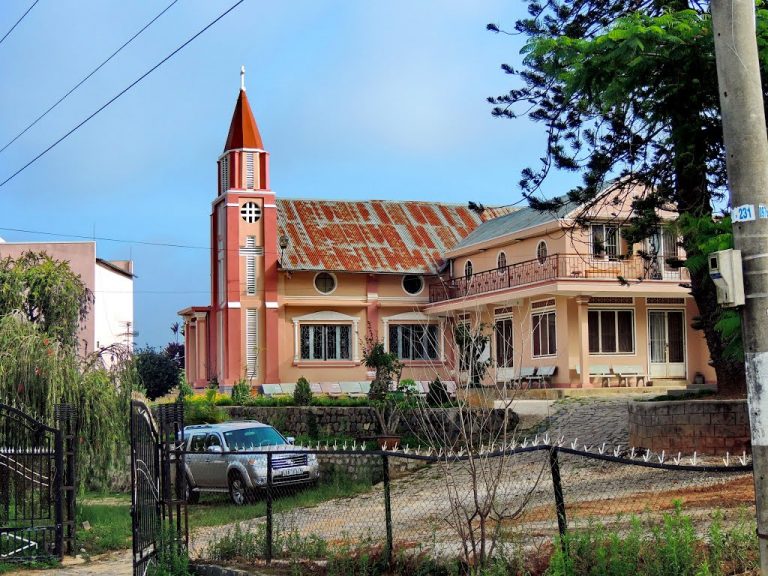 Nhà Thờ Cầu Đất