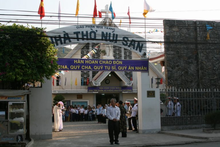 Nhà Thờ Núi Sạn