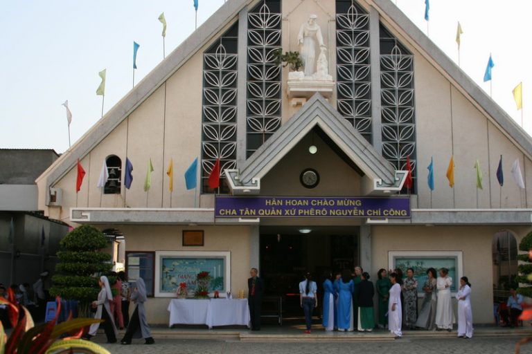 Nhà Thờ Núi Sạn