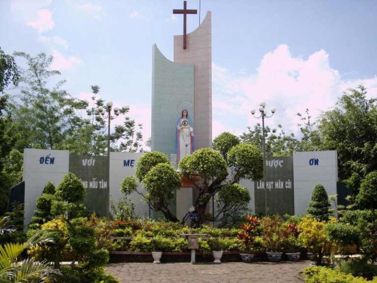 Nhà Thờ Suối Nho