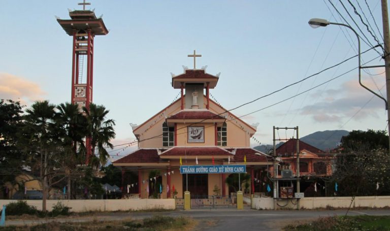 Nhà Thờ Bình Cang