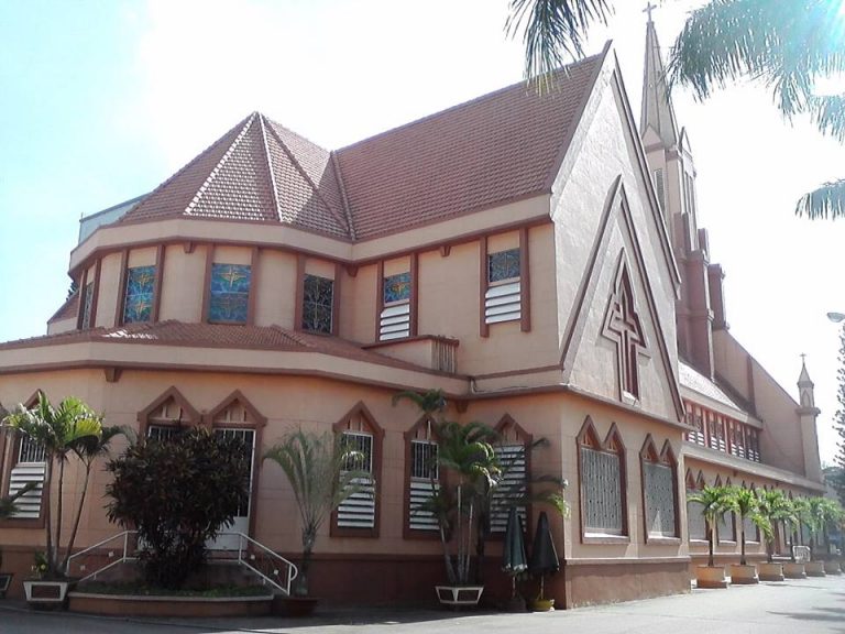 Nhà thờ chánh tòa Xuân Lộc