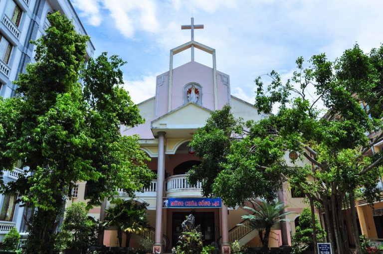 Nhà Thờ Bến Ngự