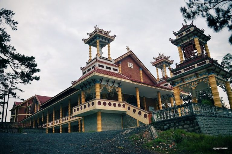 Nhà Thờ Du Sinh