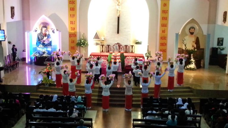 Nhà Thờ Tùng Lâm