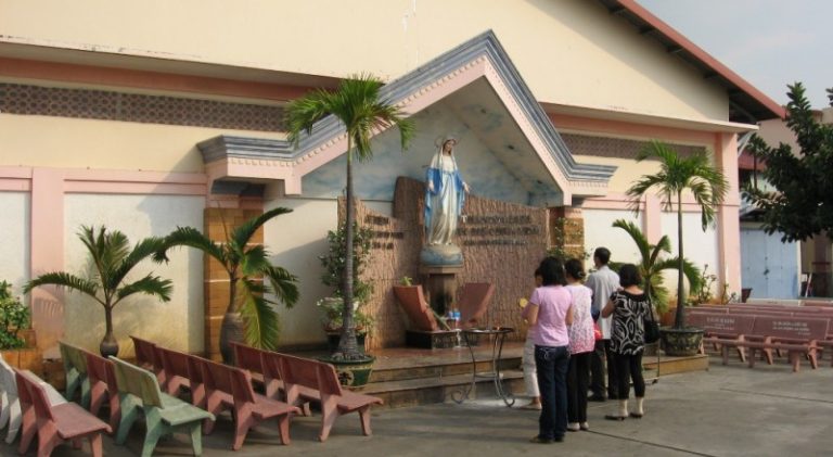Nhà Thờ Fatima Bình Triệu