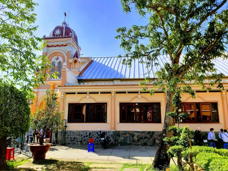 Nhà Thờ Tân Quy (Hóc Môn)