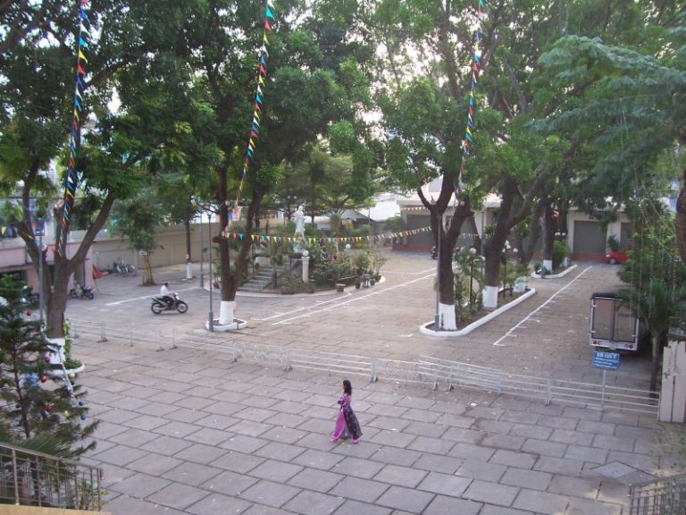 Nhà Thờ Đắc Lộ