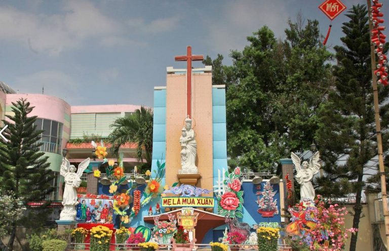 Nhà Thờ Lộc Hưng