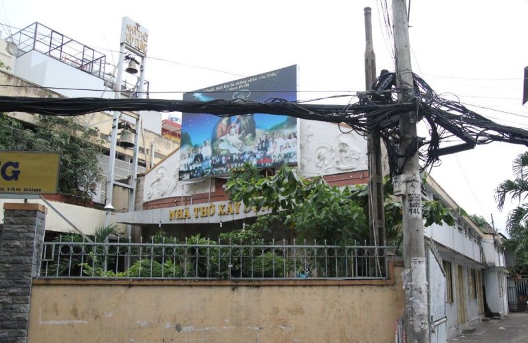 Nhà Thờ Xây Dựng