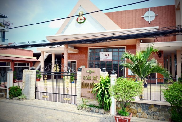 Nhà Thờ Bình Đông