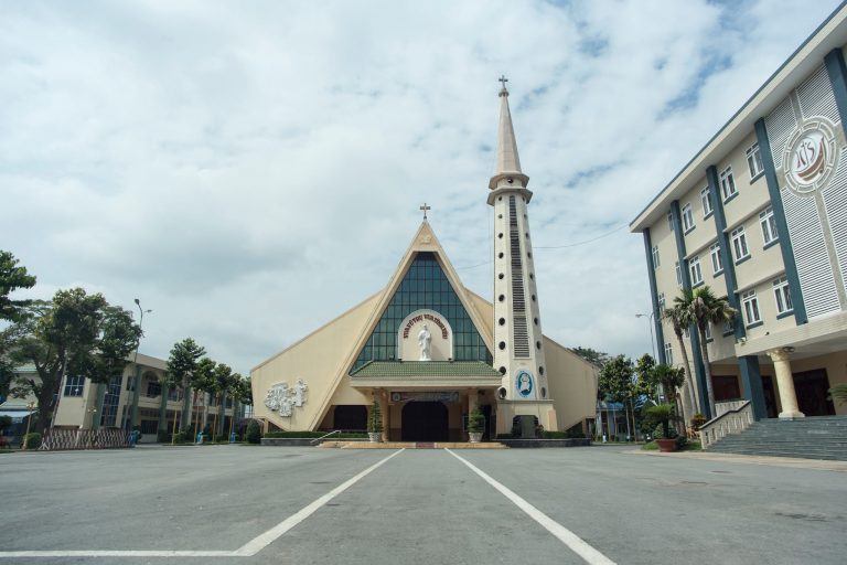 Nhà thờ bùi môn