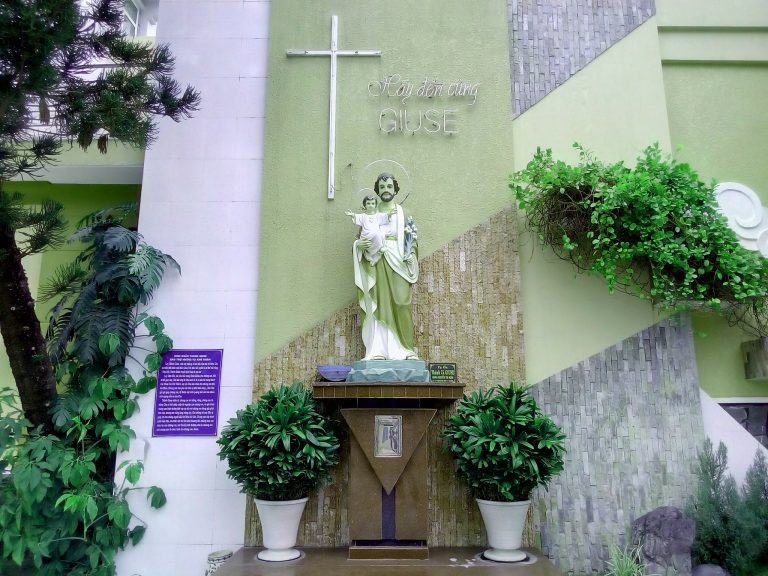 Nhà Thờ Tân Dân