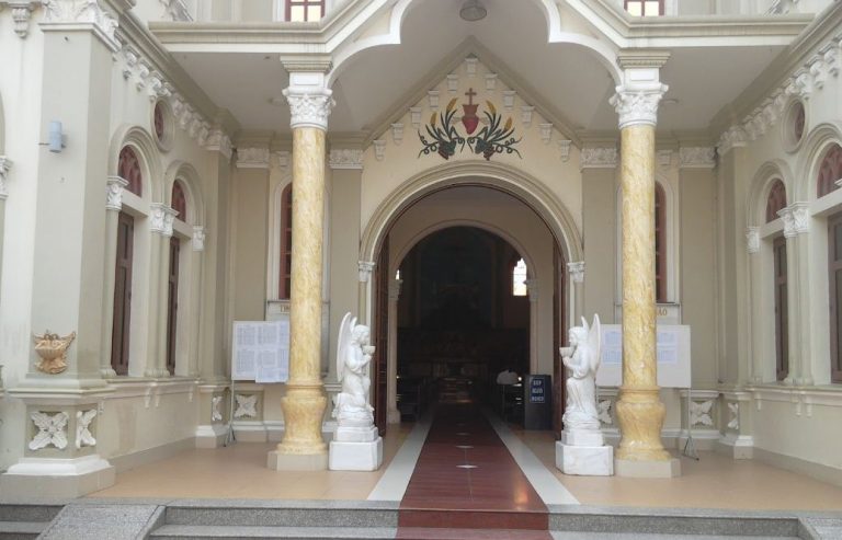 Nhà Thờ Tân Đông (Hóc Môn)