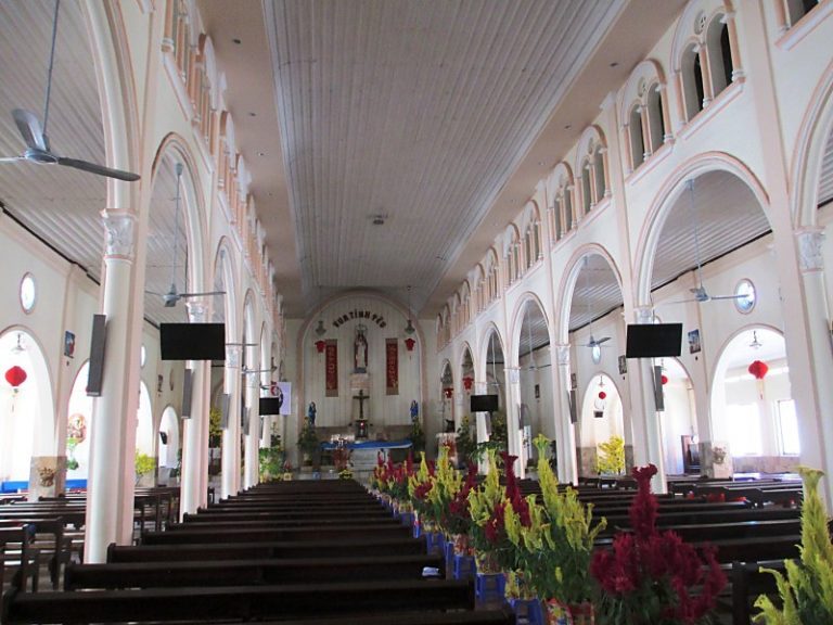 Nhà Thờ Tân Quy (Hóc Môn)