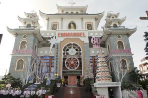 Nhà Thờ Tân Thái Sơn (Thánh Gia)