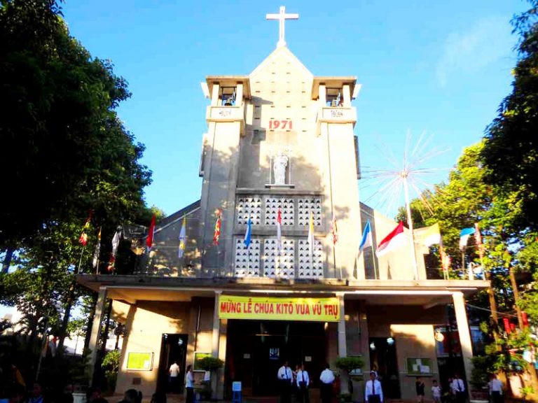 Nhà thờ từ đức