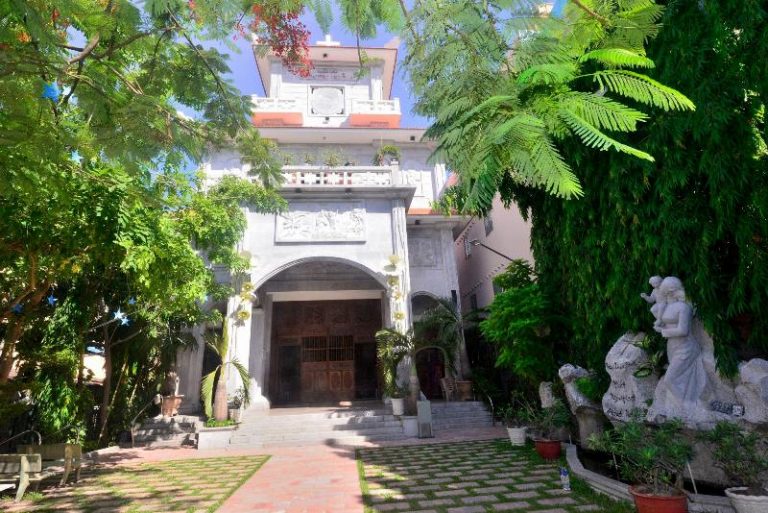 Nhà Thờ Vĩnh Hoà (Quận 11, TPHCM)