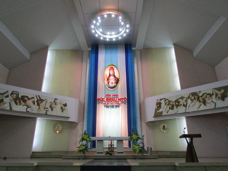 Nhà Thờ Xóm Thuốc ♱