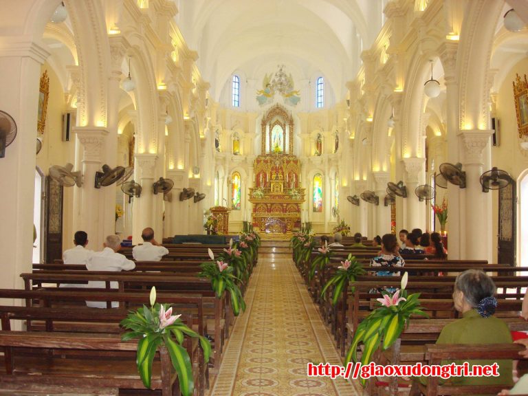 Nhà Thờ Đồng Trì †