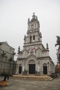 Nhà Thờ Đồng Trì †