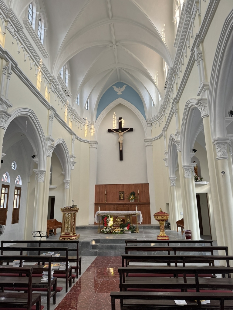 Nhà Thờ Lại Yên