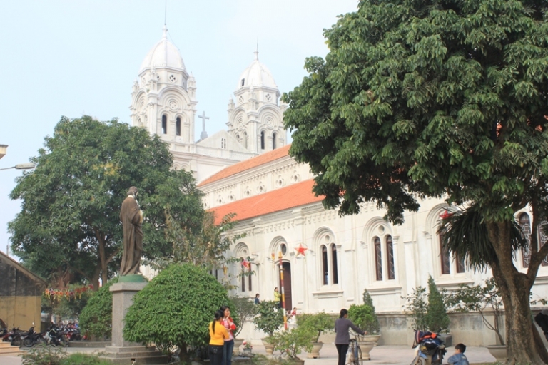 Nhà Thờ Thạch Bích