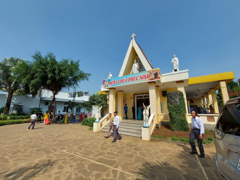 Giờ lễ Nhà Thờ giáo xứ Bàu Hàm