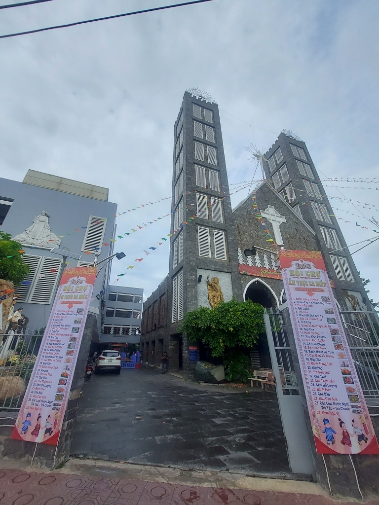 Nhà thờ Dĩ An