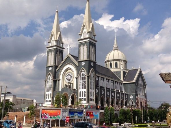 Giờ lễ nhà thờ chính tòa Phú Cường
