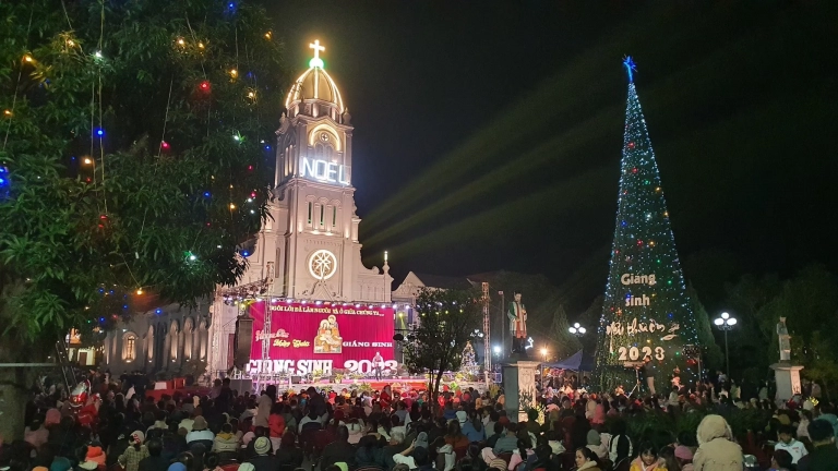 Nhà Thờ Phú Đa