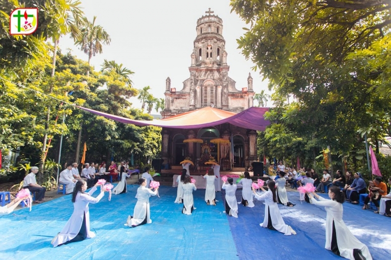 Nhà Thờ Giáo Họ Di Trạch – Giáo Xứ Giang Xá