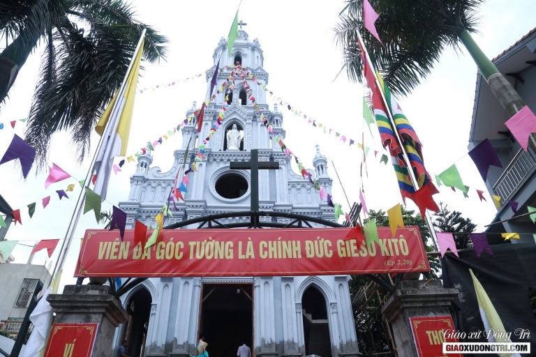 Giờ lễ Nhà Thờ giáo họ Ngọc Hồi