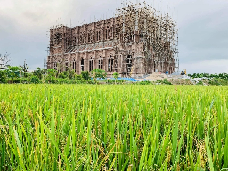 Nhà Thờ Bình Cách (Bình Thượng)
