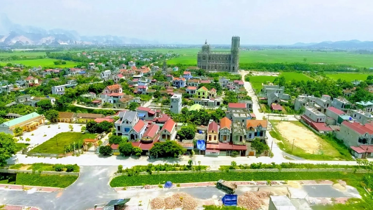 Nhà Thờ Bình Cách (Bình Thượng)