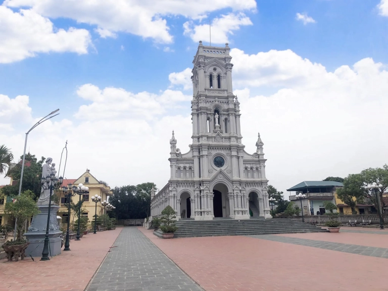Giờ lễ Nhà Thờ Bói Kênh