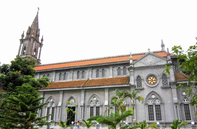 Nhà Thờ Hà Ngoại (Kẻ Sông)