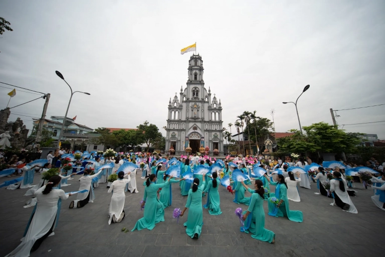 Nhà Thờ Phù Tải