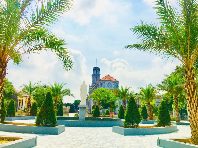Nhà Thờ Tiêu Hạ (Ðồng Chuối)