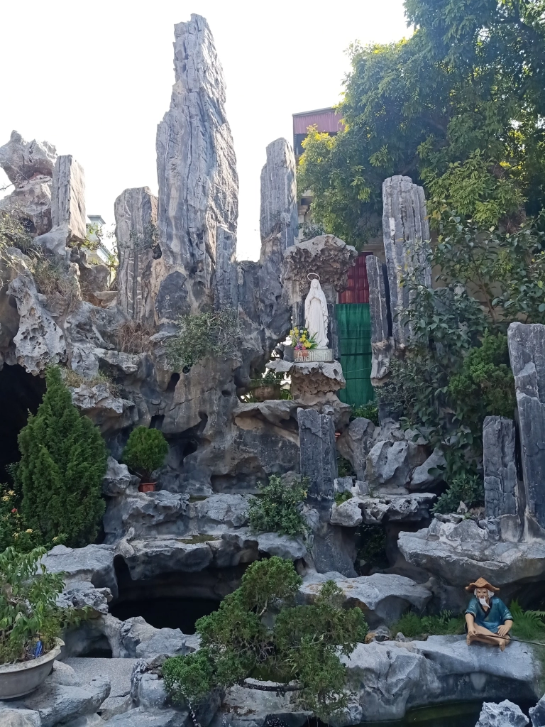 Nhà Thờ Vĩnh Trụ