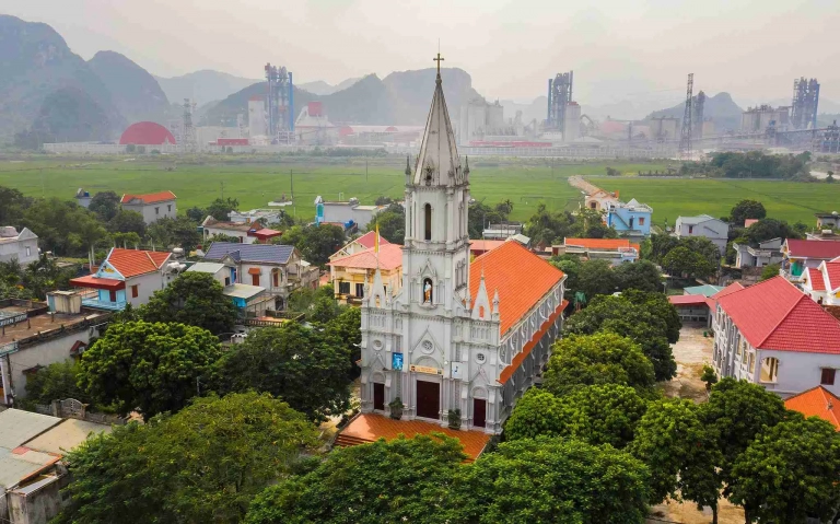 Giờ lễ Nhà Thờ Giáo Xứ trung hếu