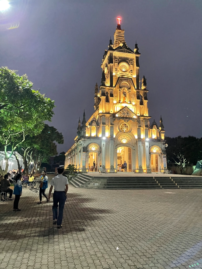 Nhà Thờ Chuyên Mỹ