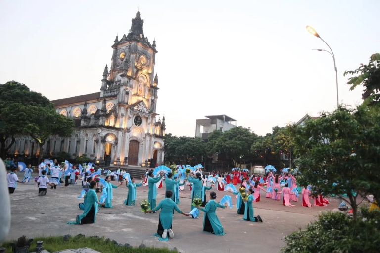 Nhà Thờ Chuyên Mỹ