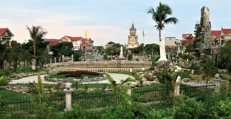Nhà Thờ Chuyên Mỹ