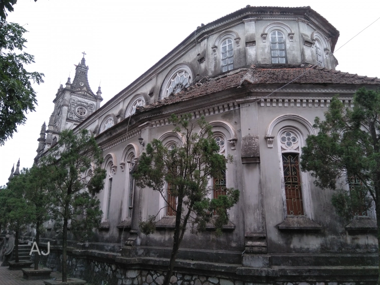 Nhà Thờ Chuyên Mỹ