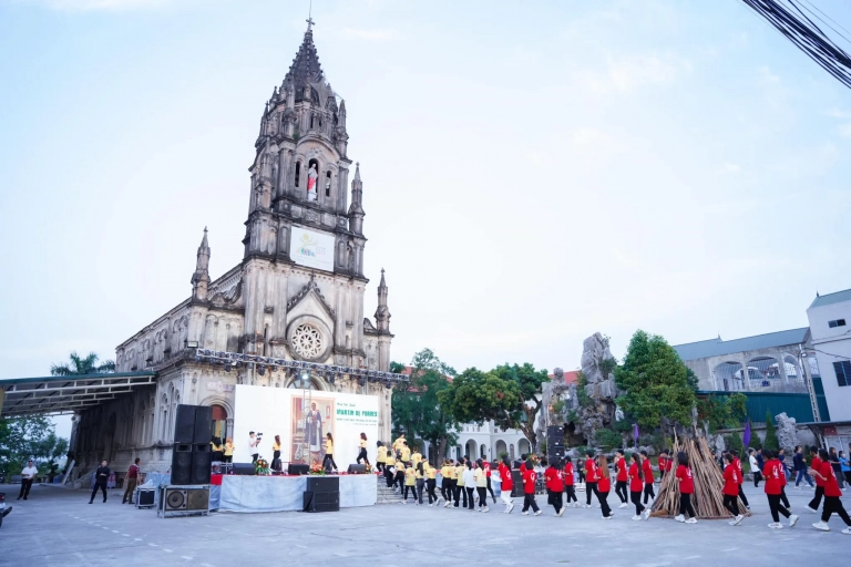 Nhà Thờ Hà Thao