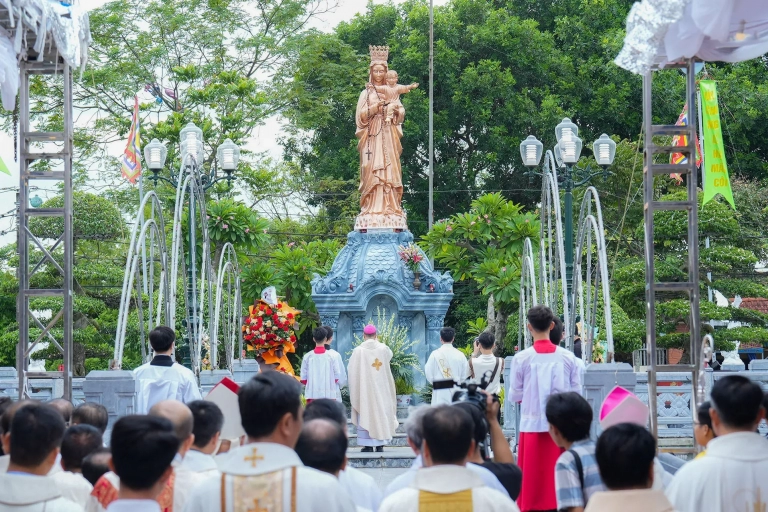 Nhà Thờ Vạn Điểm