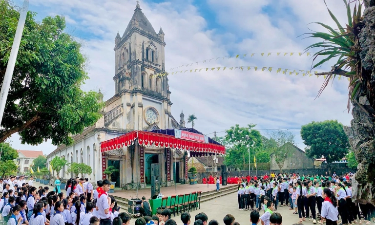 Giờ lễ Nhà Thờ Giáo Xứ Lưu Xá