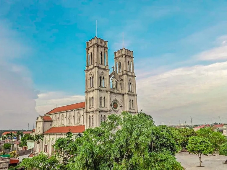 Nhà Thờ Bút Sơn