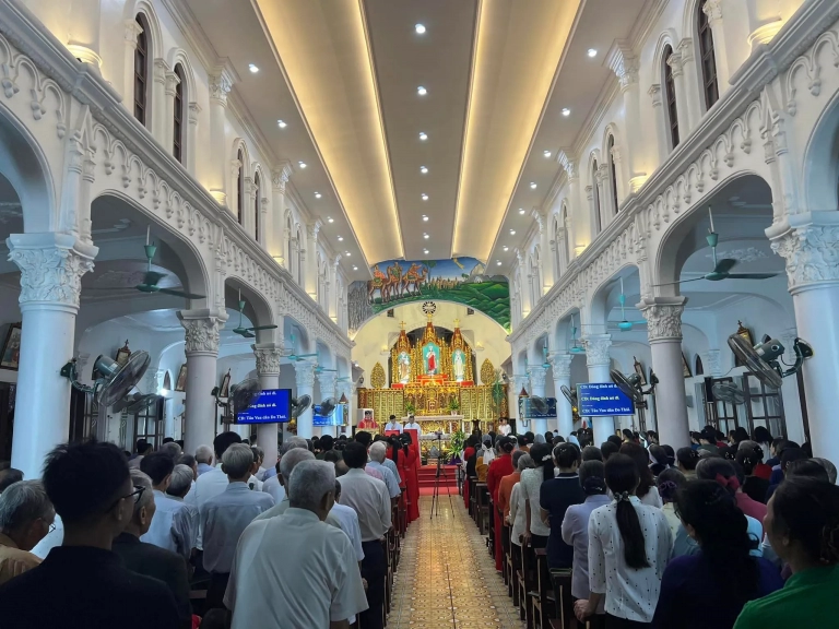 Nhà Thờ Đinh Đồng